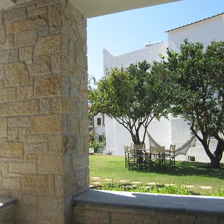 Scorpios Hotel & Suites Samos Town Exterior photo