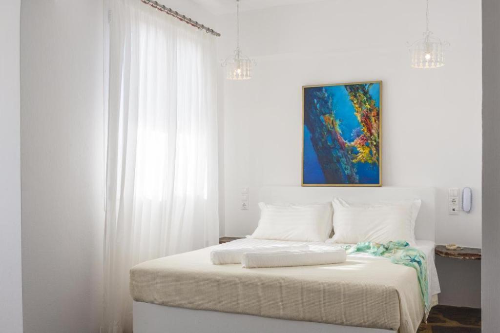 Scorpios Hotel & Suites Samos Town Exterior photo